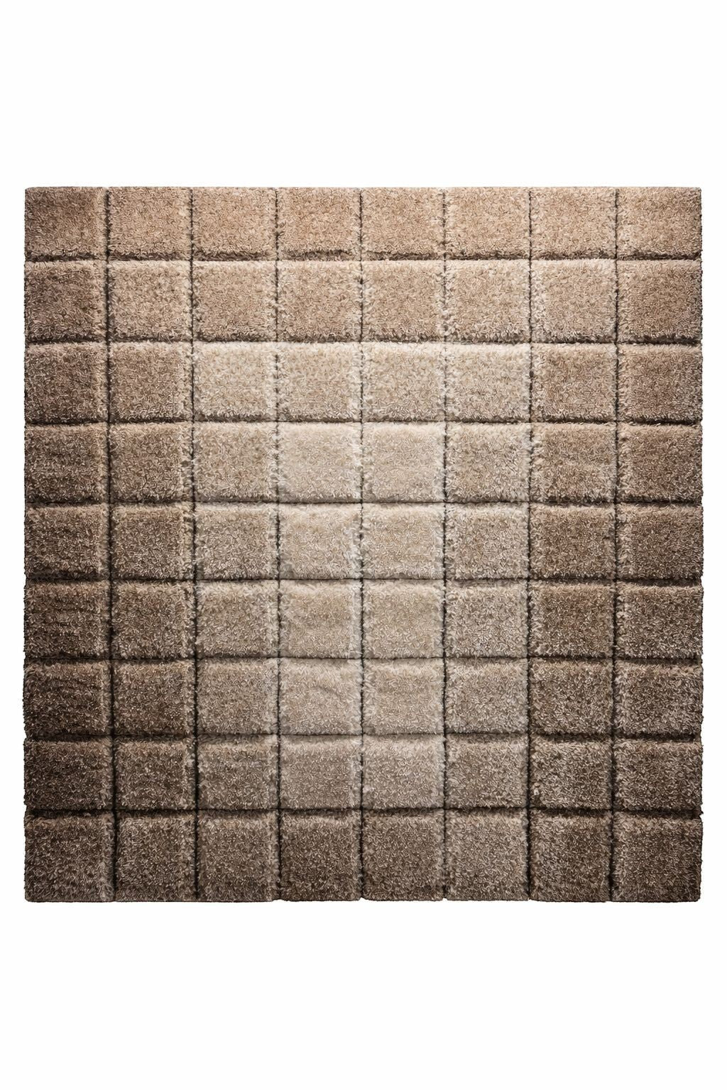CarpetlyHome 3D California Shaggy szőnyeg barna és bézs színátmenettel, kockás mintával, magas szálú polipropilénből.