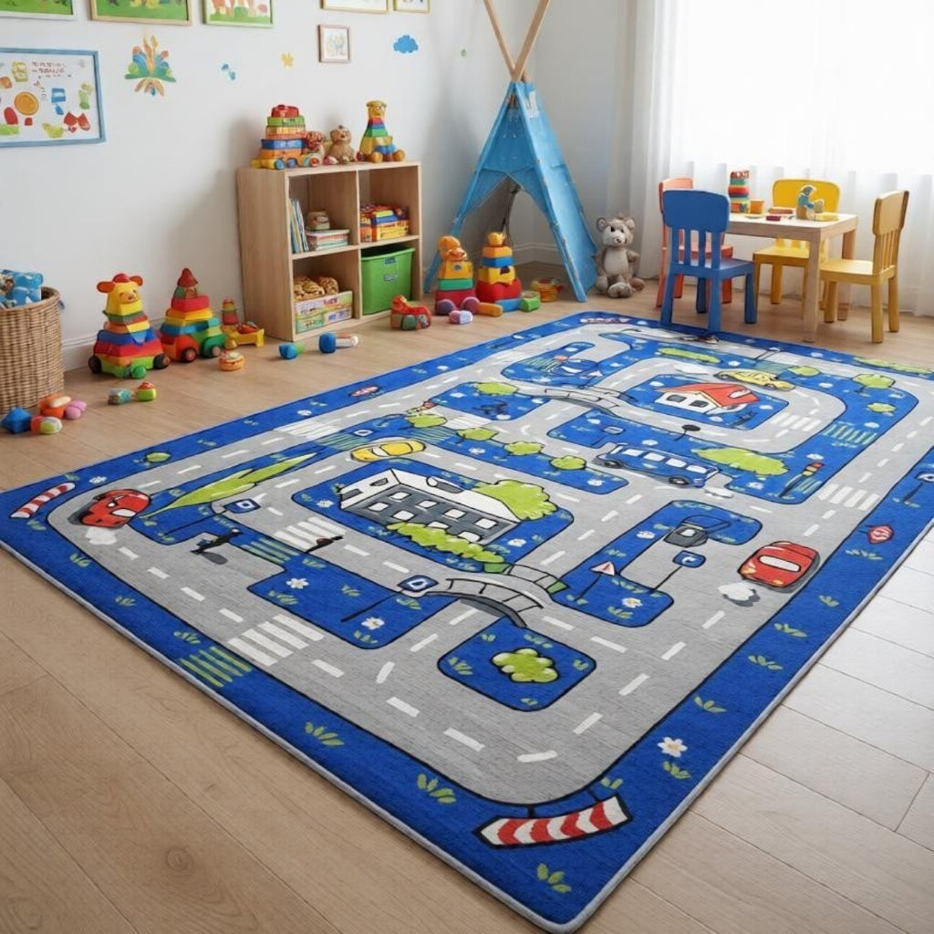 CarpetlyHome autópálya mintás kék gyerekszőnyeg, 100% polipropilén, 8 mm szálhossz, gumis hátoldal, könnyen tisztítható.