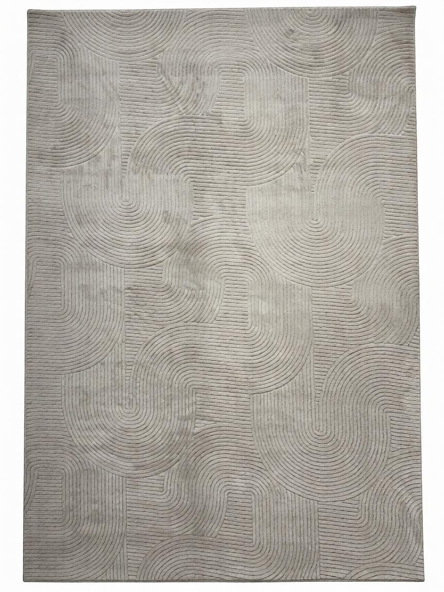 CarpetlyHome Bergamo Joy bézs színű, absztrakt mintás, puha polipropilén szőnyeg, 8mm szálhossz.