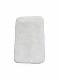 CarpetlyHome fehér, 50x80 cm-es, 100% polipropilén fürdőszoba szőnyeg gumírozott hátoldallal és 20 mm-es szálhosszal.