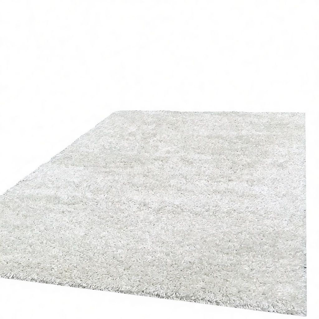 CarpetlyHome fehér shaggy szőnyeg, puha, bolyhos, 100% polipropilén, 30 mm szálhossz, ideális nappaliba vagy hálószobába.