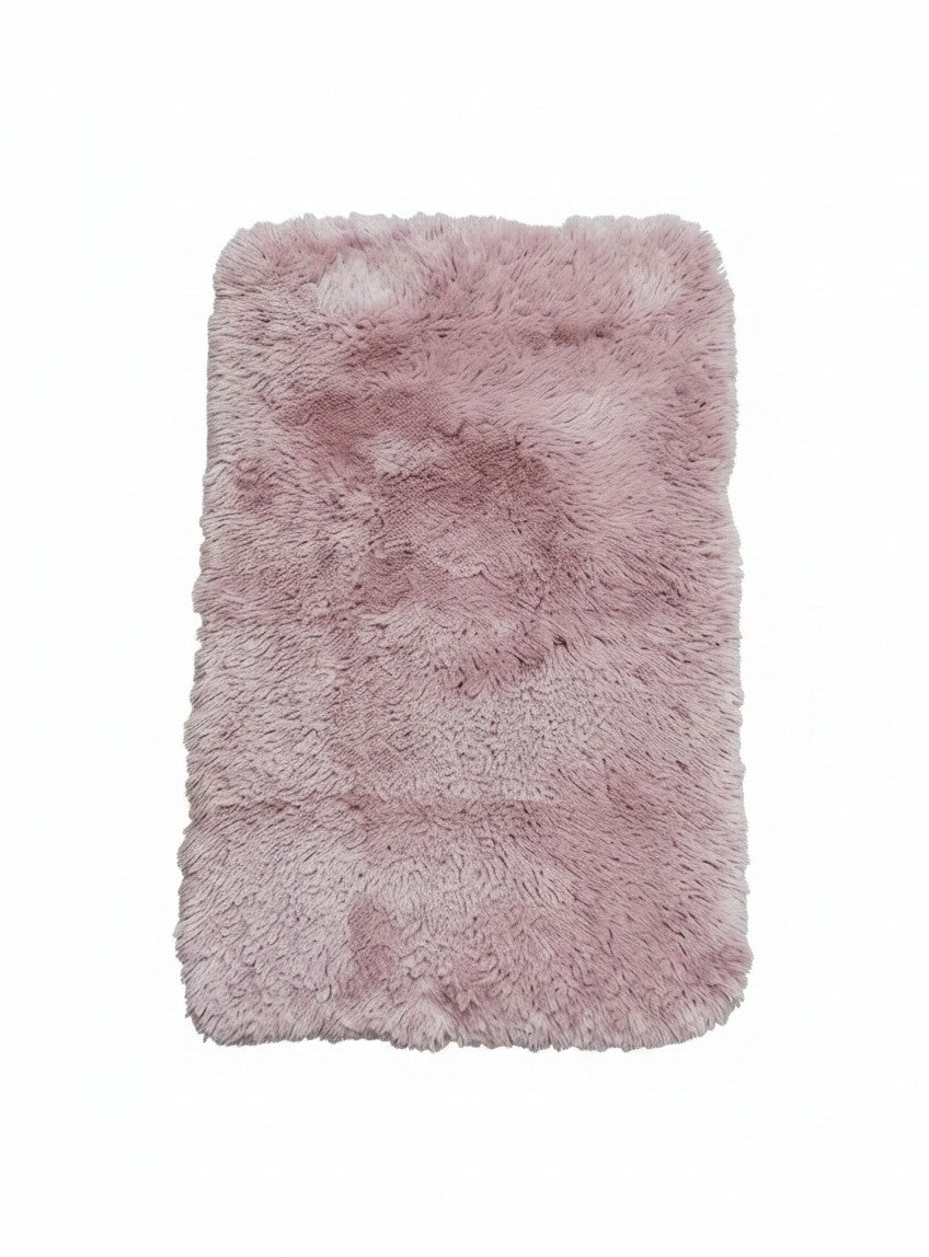 CarpetlyHome Scott rózsaszín, 50x80 cm-es, hosszú szálú, csúszásgátlós fürdőszoba szőnyeg polipropilén anyagból.