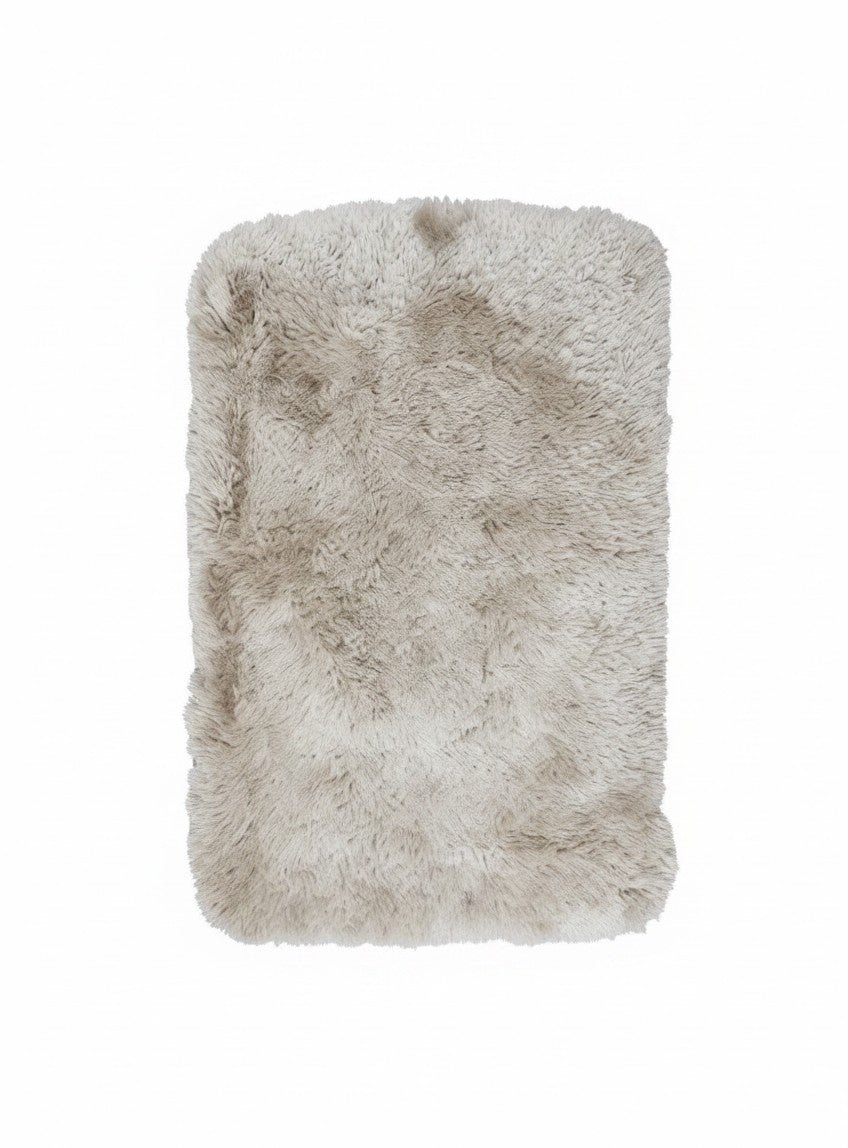 CarpetlyHome Scott bézs színű, 50x80 cm-es, hosszú szálú, puha polipropilén fürdőszoba szőnyeg gumi hátoldallal