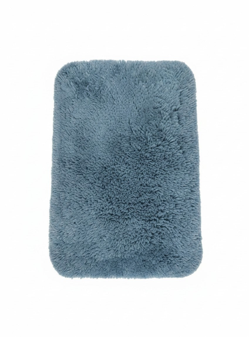 CarpetlyHome Scott kék színű, 50x80 cm-es, 100% polipropilén anyagú, csúszásgátló gumis hátoldalú fürdőszoba szőnyeg